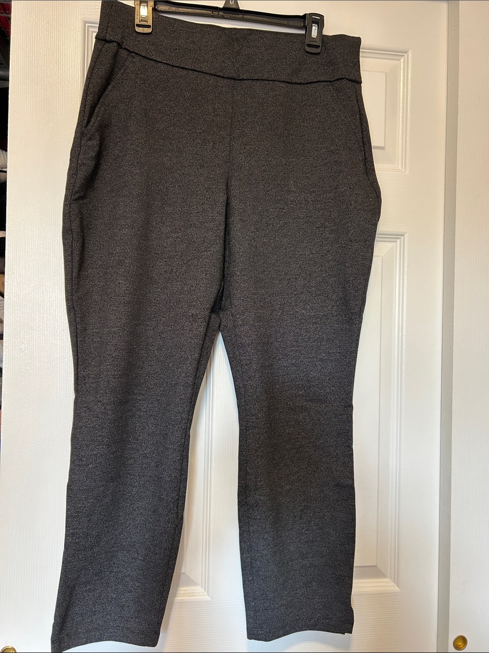 Women’s Dark Gray Stretch Pull-On Pants